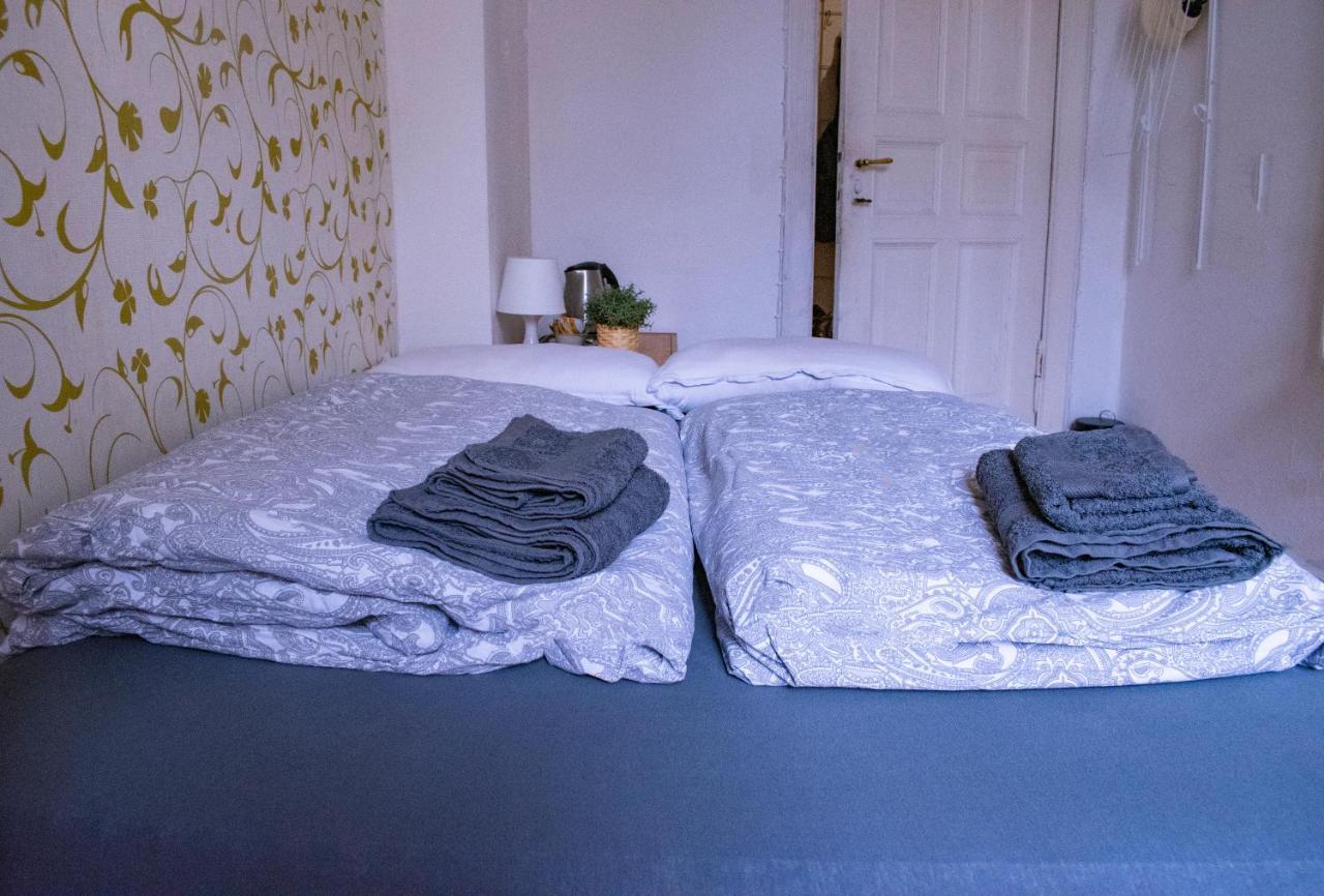 Artsy For 2 In Prenzlauer Berg - Ideal In Shared Flat Berlijn