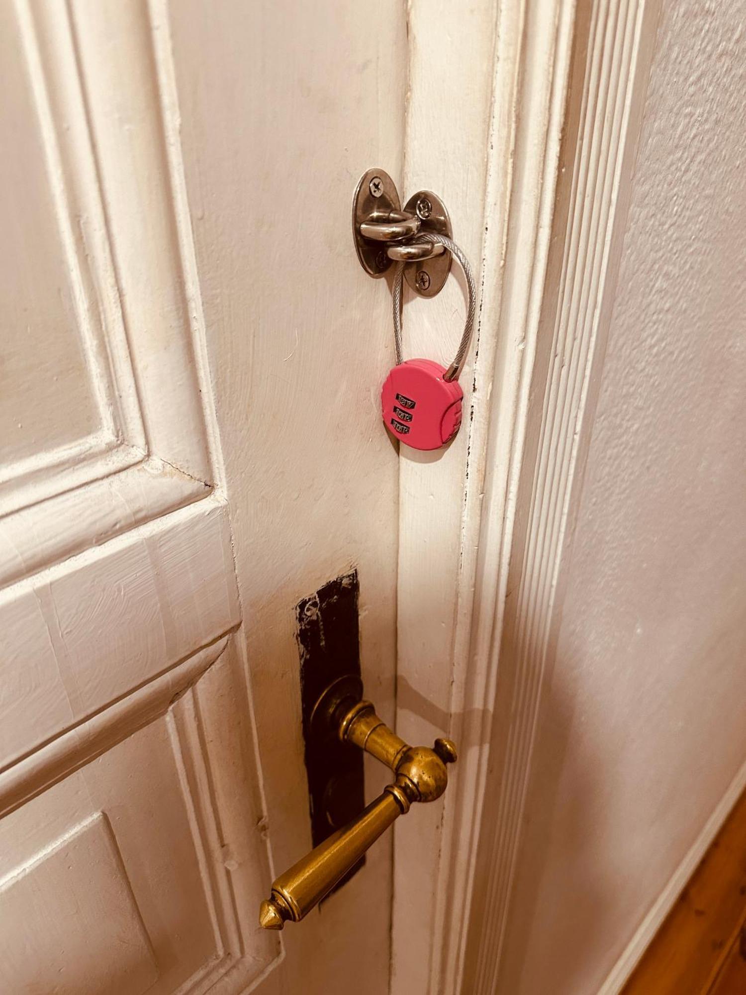 Artsy For 2 In Prenzlauer Berg - Ideal In Shared Flat * Berlijn