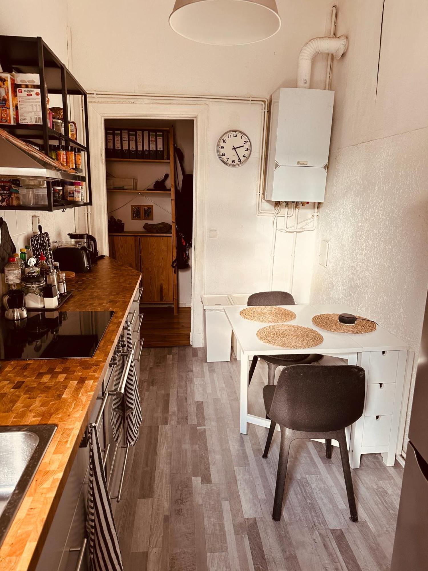 Artsy For 2 In Prenzlauer Berg - Ideal In Shared Flat Berlijn